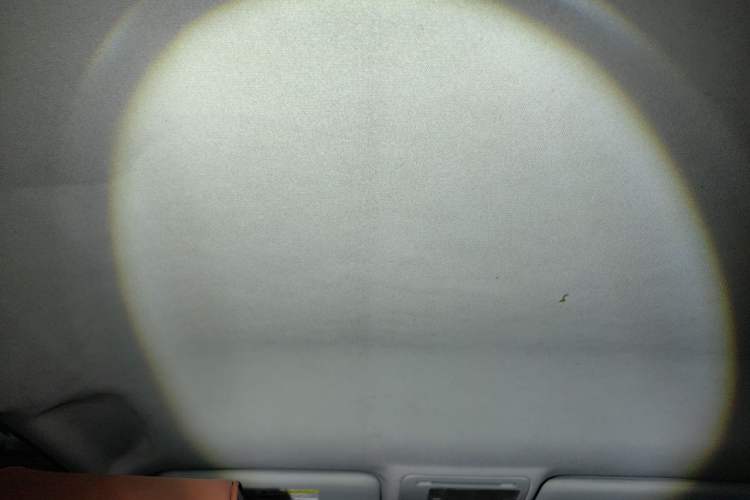 Used BYD S6 2013 Jingyue Edition 2.0L Manual Elite Model 5 Seats Headliner