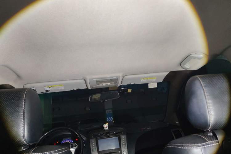 Used BYD S6 2013 Jingyue Edition 2.0L Manual Luxury Model 5 Seats Headliner