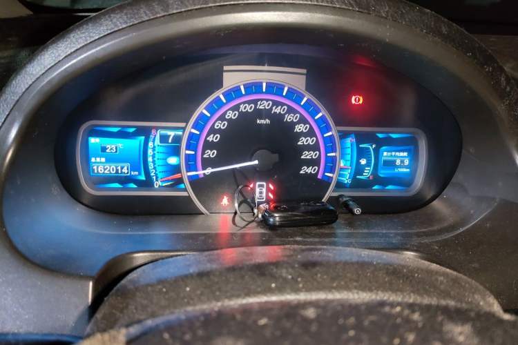 Used BYD S6 2013 Platinum Edition 2.0L Manual Luxury Model Instrument Cluster