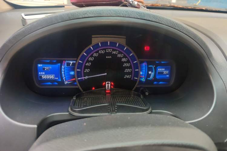 Used BYD S6 2013 Platinum Edition 2.0L Manual Luxury Model Instrument Cluster