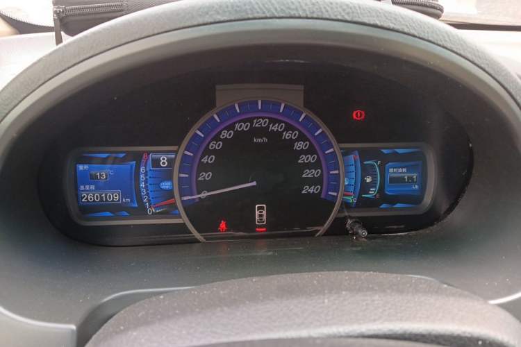 Used BYD S6 2013 Jingyue Edition 2.0L Manual Luxury Model 5 Seats Instrument Cluster