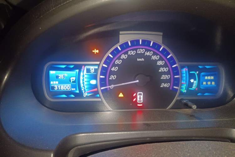 Used BYD S6 2013 Platinum Edition 2.4L Automatic Luxury Model Instrument Cluster
