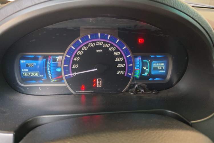 Used BYD S6 2013 Jingyue Edition 2.0L Manual Luxury Model 5 Seats Instrument Cluster