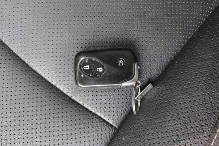 Used BYD S6 2013 Platinum Edition 2.4L Automatic Luxury Model Interior 1