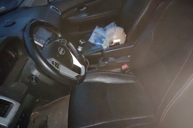Used BYD S6 2013 Jingyue Edition 2.4L Manual Luxury 5-Seater Left Front Seat
