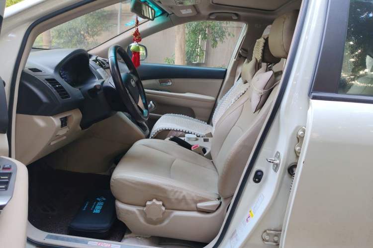 Used BYD S6 2013 Platinum Edition 2.0L Manual Luxury Model Left Front Seat