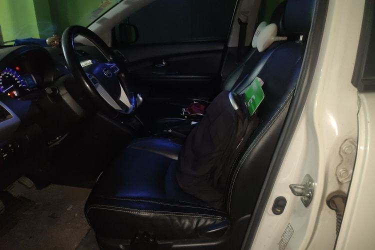 Used BYD S6 2013 Jingyue Edition 2.0L Manual Elite Model 5 Seats Left Front Seat