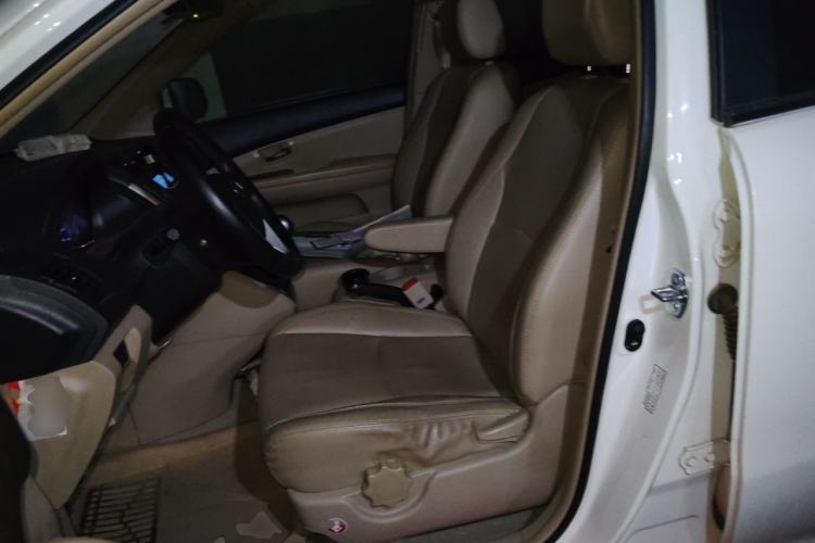 Used BYD S6 2013 Platinum Edition 2.0L Manual Luxury Model Left Front Seat