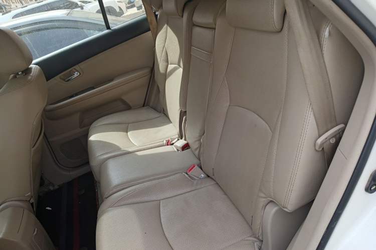 Used BYD S6 2013 Jingyue Edition 2.0L Manual Luxury Model 5 Seats Left Rear Seat