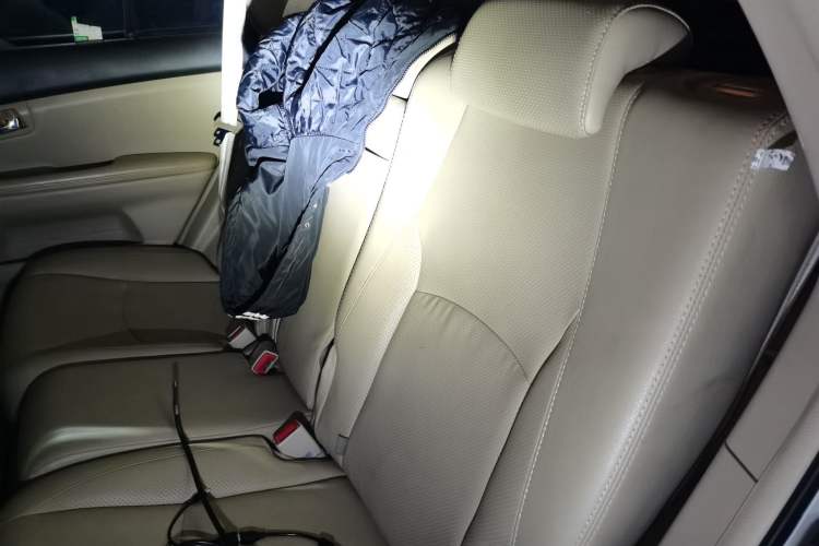 Used BYD S6 2013 Platinum Edition 2.0L Manual Luxury Model Left Rear Seat