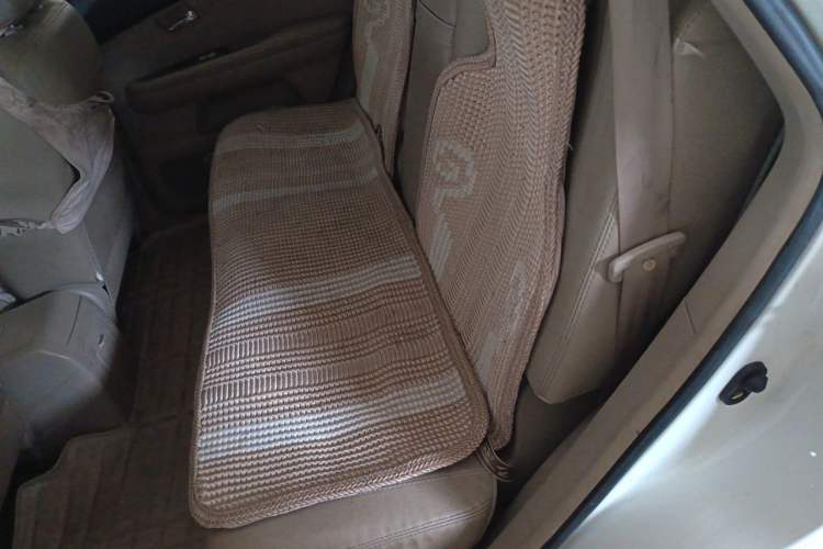 Used BYD S6 2013 Platinum Edition 2.0L Manual Luxury Model Left Rear Seat