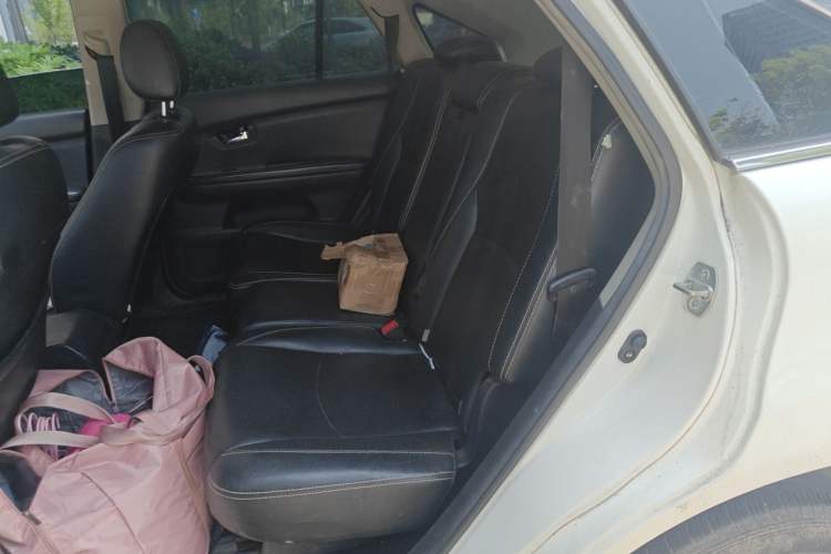 Used BYD S6 2013 Platinum Edition 2.0L Manual Luxury Model Left Rear Seat