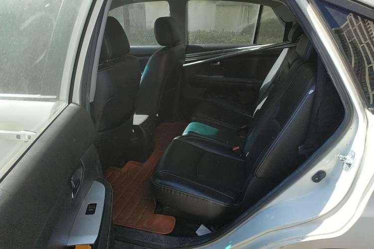 Used BYD S6 2013 Platinum Edition 2.0L Manual Luxury Model Left Rear Seat