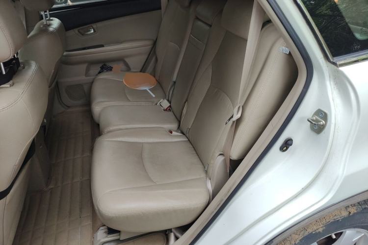 Used BYD S6 2013 Platinum Edition 2.0L Manual Luxury Model Left Rear Seat