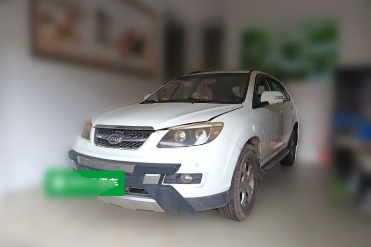 Used BYD S6 2013 Platinum Edition 2.0L Manual Luxury Model Guazi used car, China used car export, Used car for sale, Used cars, Cheapest cars for sale