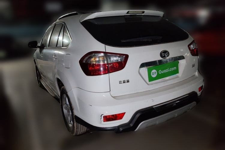 Used BYD S6 2013 Platinum Edition 2.0L Manual Luxury Model Rear Left 45 Deg