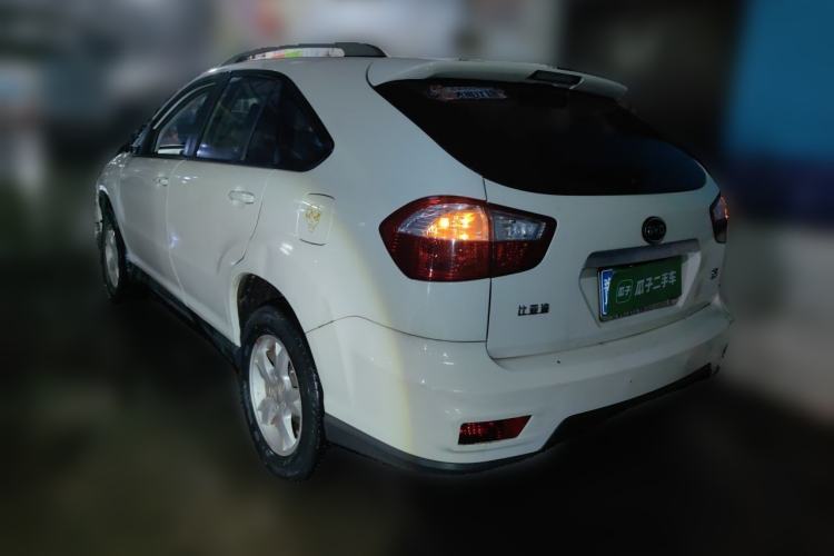 Used BYD S6 2013 Jingyue Edition 2.0L Manual Elite Model 5 Seats Rear Left 45 Deg
