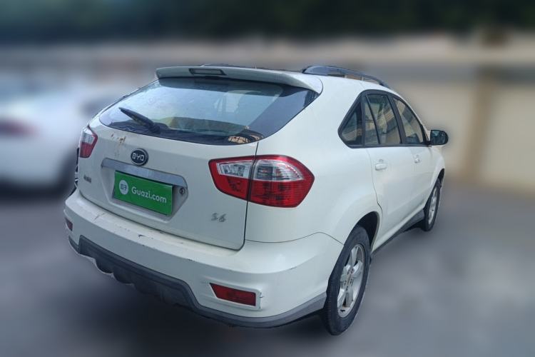 Used BYD S6 2013 Platinum Edition 2.0L Manual Luxury Model Rear Right 45 Deg