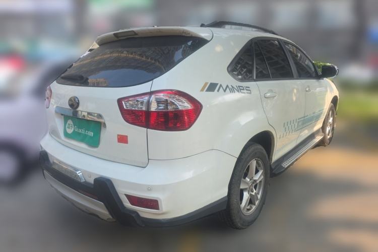 Used BYD S6 2013 Platinum Edition 2.0L Manual Luxury Model Rear Right 45 Deg
