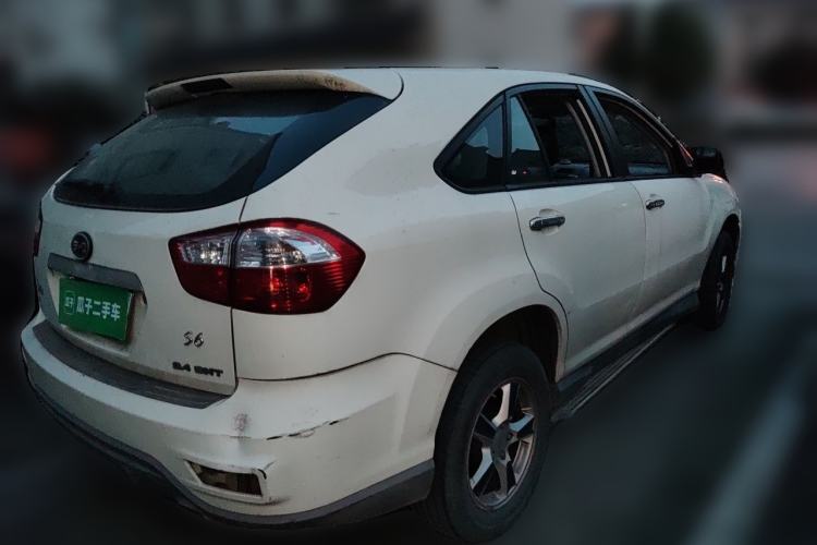 Used BYD S6 2013 Jingyue Edition 2.4L Manual Luxury 5-Seater Rear Right 45 Deg