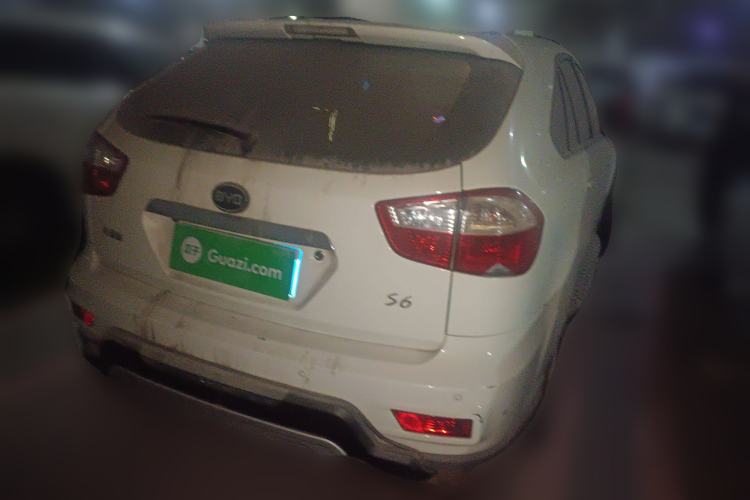 Used BYD S6 2013 Platinum Edition 2.4L Automatic Luxury Model Rear Right 45 Deg