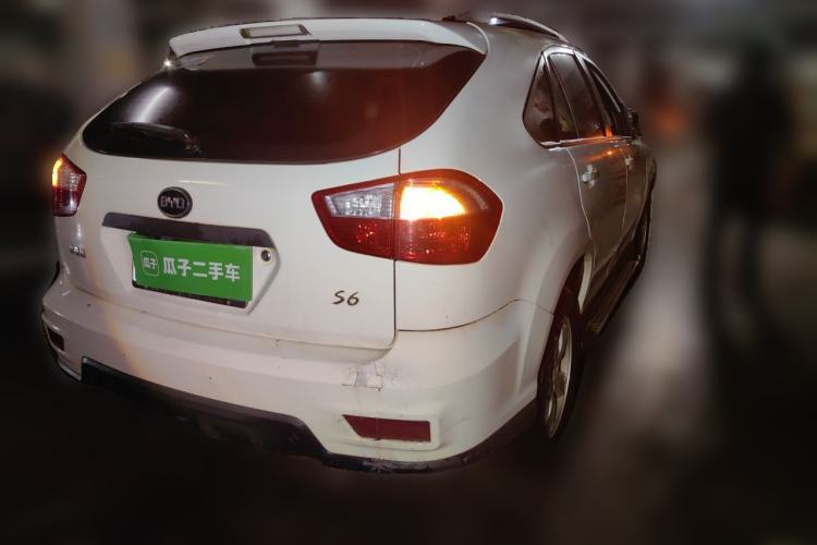 Used BYD S6 2013 Jingyue Edition 2.0L Manual Elite Model 5 Seats Rear Right 45 Deg