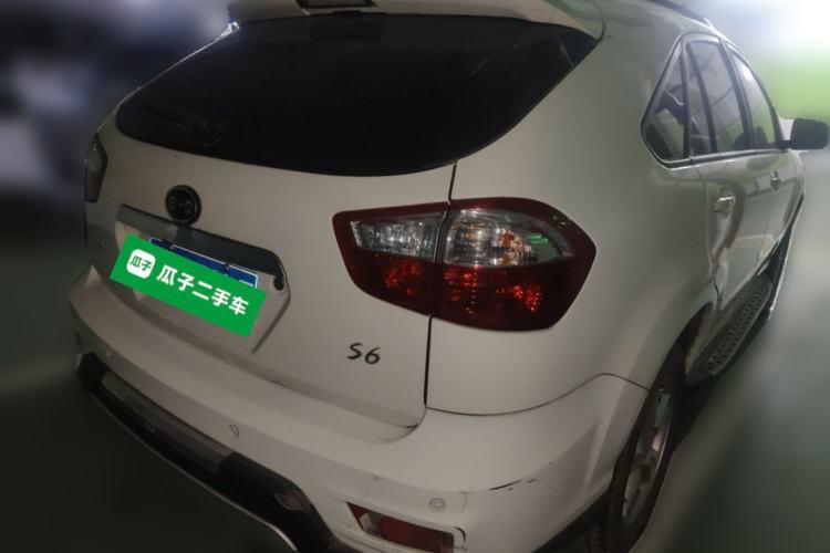 Used BYD S6 2013 Jingyue Edition 2.0L Manual Elite Model 5 Seats Rear Right 45 Deg