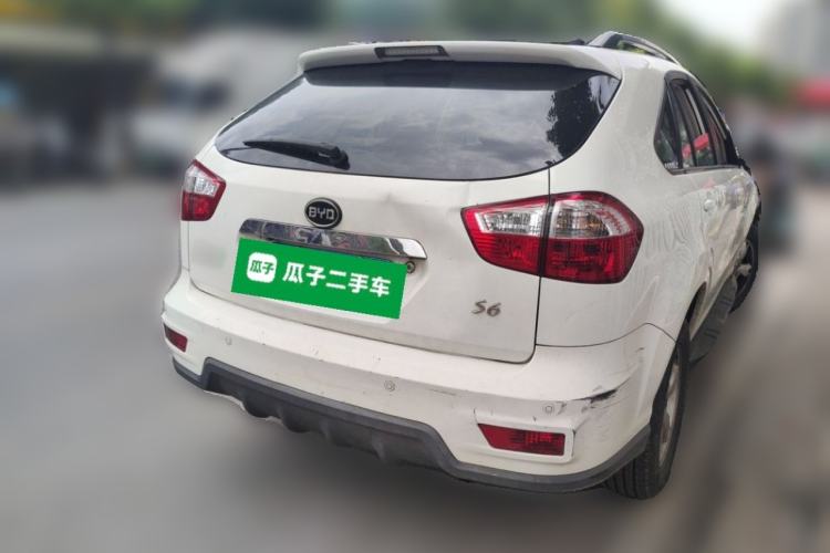 Used BYD S6 2013 Platinum Edition 2.4L Automatic Luxury Model Rear Right 45 Deg