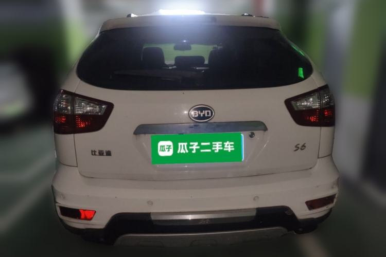 Used BYD S6 2013 Jingyue Edition 2.0L Manual Elite Model 5 Seats Rear