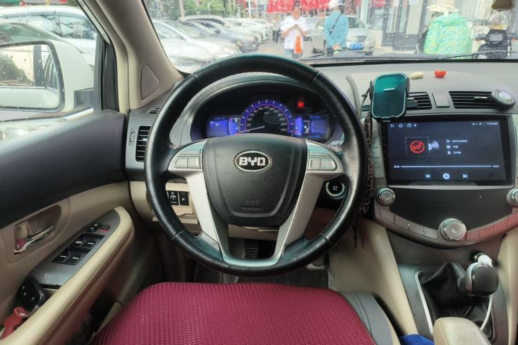Used BYD S6 2013 Platinum Edition 2.0L Manual Elite Model Steering Wheel