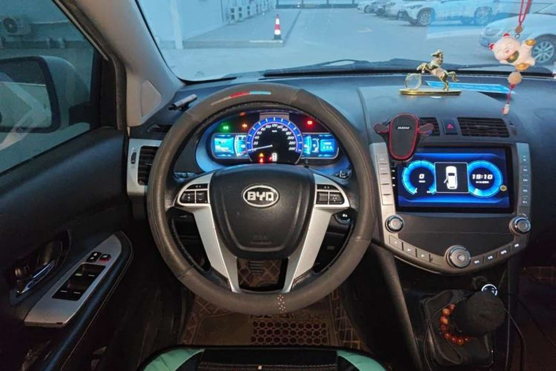 Used BYD S6 2013 Jingyue Edition 2.0L Manual Luxury Model 5 Seats Steering Wheel