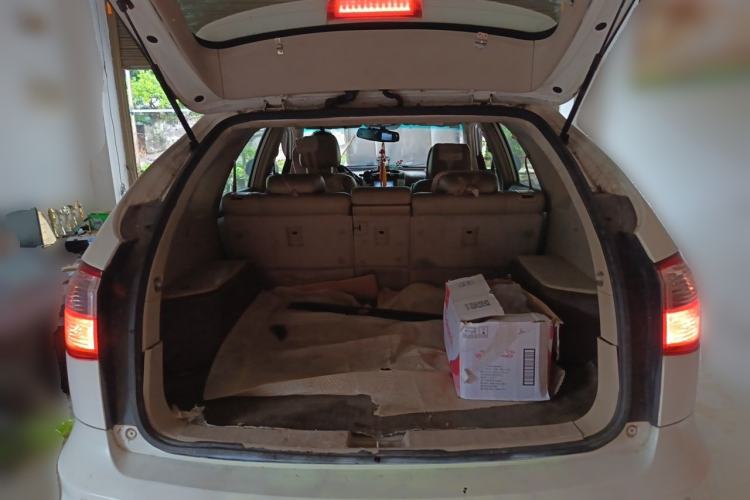 Used BYD S6 2013 Platinum Edition 2.0L Manual Luxury Model Trunk