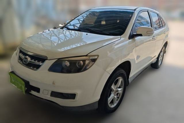 Used BYD S6 2013 Jingyue Edition 2.0L Manual Luxury Model 5 Seats