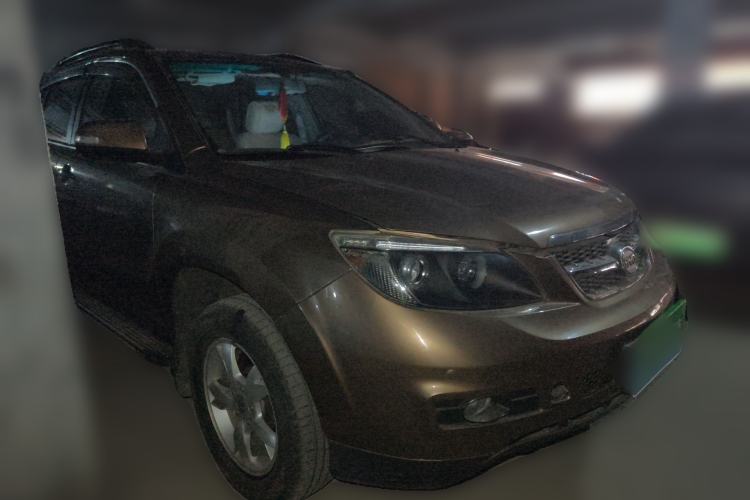 Used BYD S6 2013 Jingyue Edition 2.4L Automatic Luxury Model 5 Seats Front Right 45 Deg