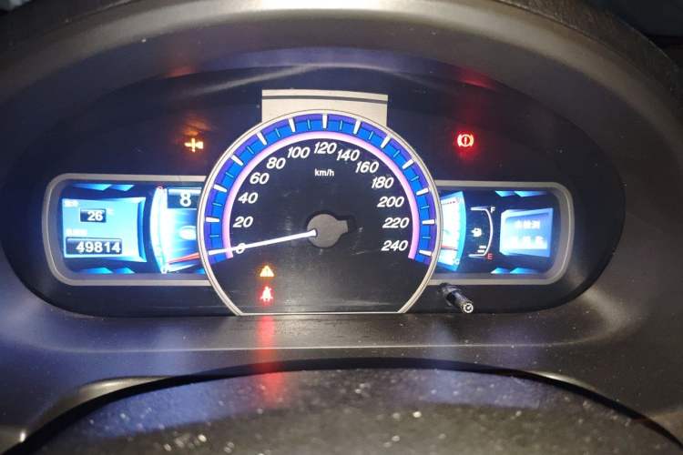 Used BYD S6 2013 Jingyue Edition 2.0L Manual Luxury Model 5 Seats Instrument Cluster