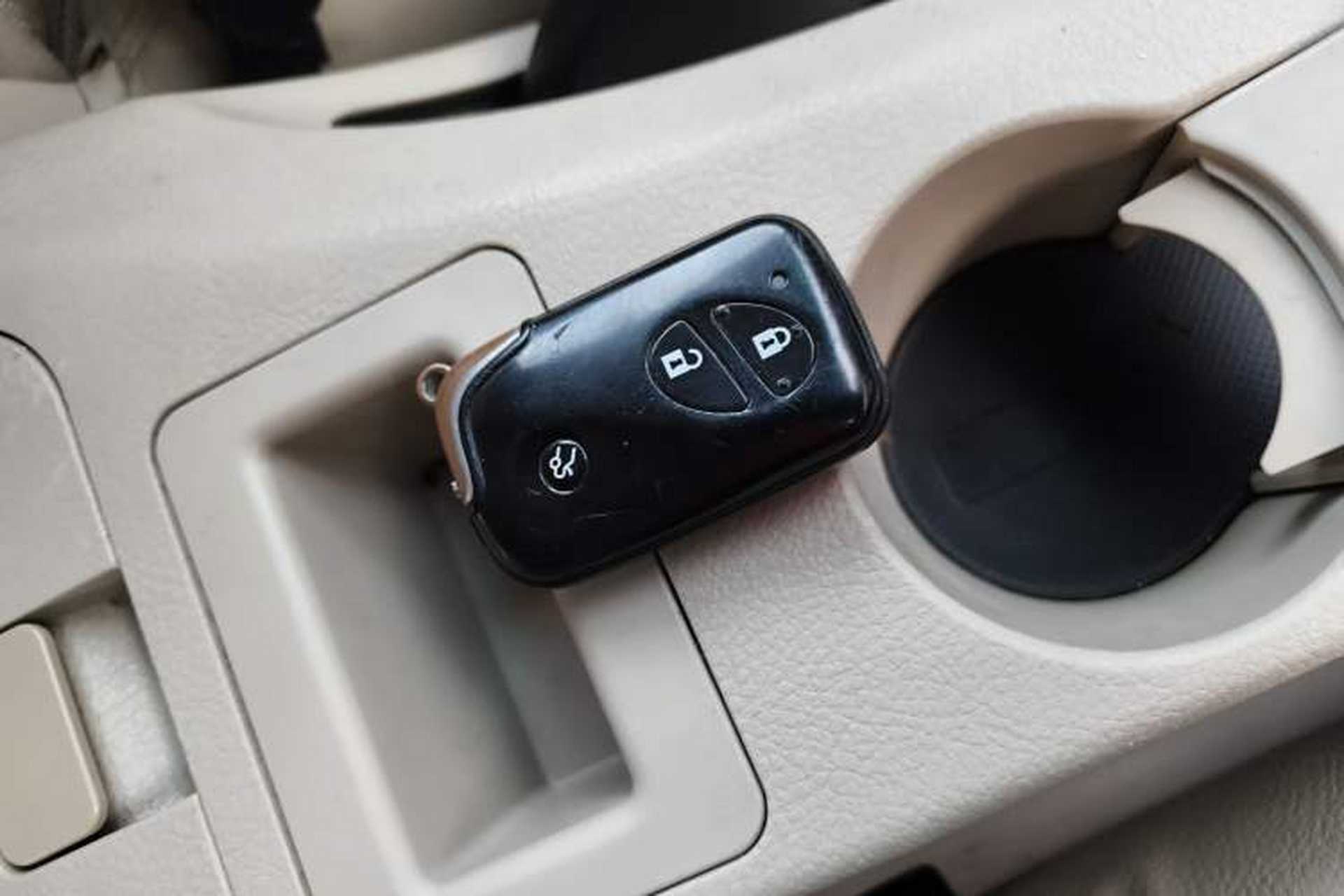 Used BYD S6 2013 Platinum Edition 2.4L Automatic Luxury Model Interior 1