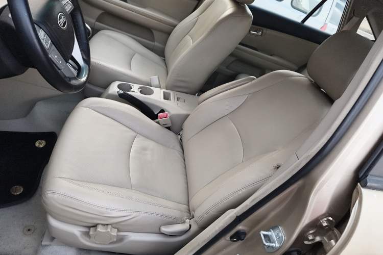 Used BYD S6 2013 Platinum Edition 2.4L Automatic Luxury Model Left Front Seat
