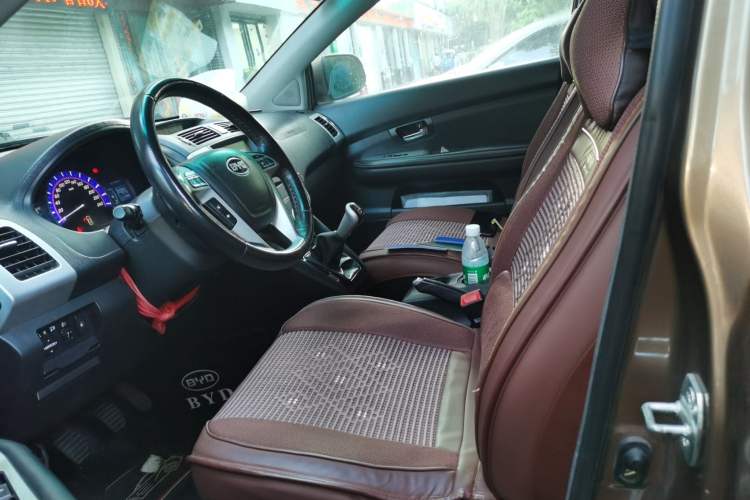 Used BYD S6 2013 Jingyue Edition 2.0L Manual Luxury Model 5 Seats Left Front Seat