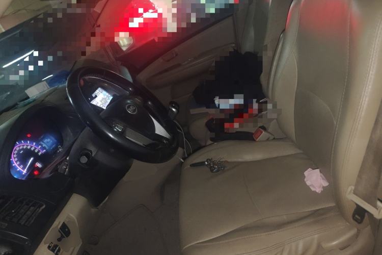 Used BYD S6 2013 Jingyue Edition 2.0L Manual Luxury Model 5 Seats Left Front Seat