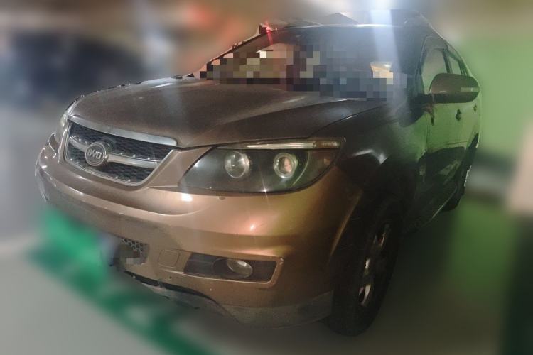 Used BYD S6 2013 Jingyue Edition 2.0L Manual Luxury Model 5 Seats Guazi used car, China used car export, Used car for sale, Used  cars, Cheapest cars for sale