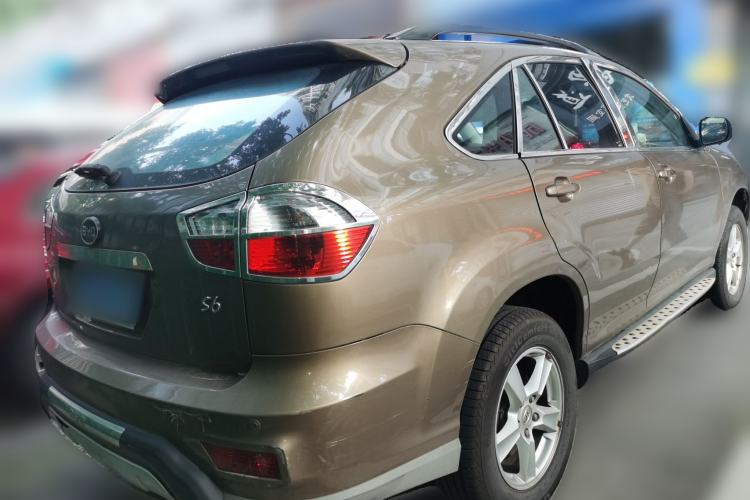 Used BYD S6 2013 Jingyue Edition 2.0L Manual Luxury Model 5 Seats Rear Right 45 Deg
