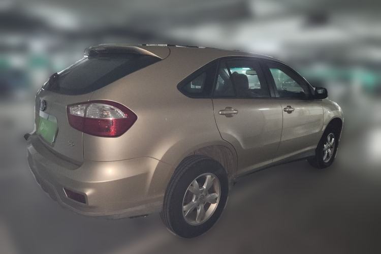 Used BYD S6 2013 Platinum Edition 2.0L Manual Luxury Model Rear Right 45 Deg