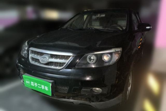 Used BYD S6 2014 2.0L Manual Luxury 5-Seater