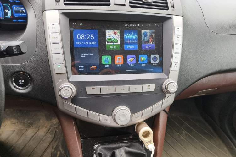 Used BYD S6 2014 2.0L Manual Luxury 5-Seater Audio And AC Panel