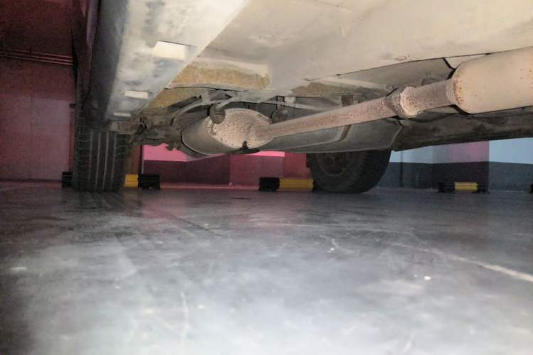 Used BYD S6 2014 2.0L Manual Luxury 5-Seater Chassis Front Right