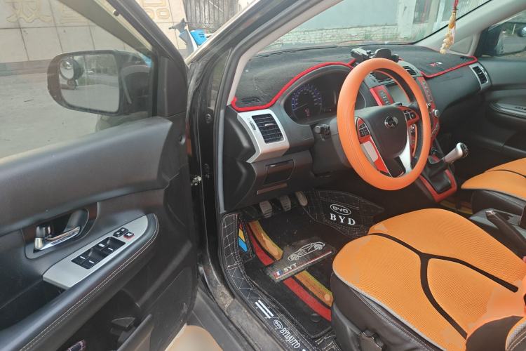 Used BYD S6 2014 2.0L Manual Elite Version 5 Seats Driver Seat