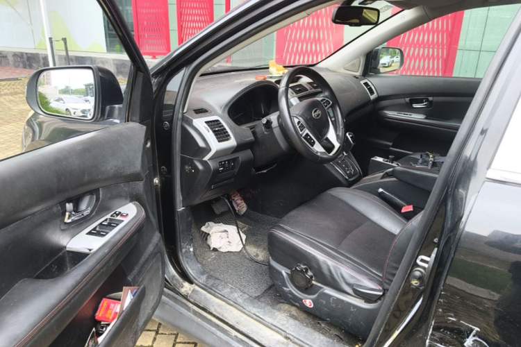 Used BYD S6 2014 2.4L Automatic Prestige 5-Seater Driver Seat