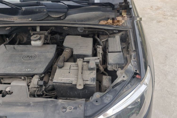 Used BYD S6 2014 1.5TI Manual Luxury 5-Seater Engine Bay Left