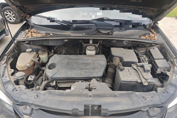 Used BYD S6 2014 1.5TI Manual Luxury 5-Seater Engine Bay