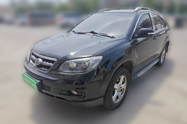 Used BYD S6 2014 2.0L Manual Luxury 5-Seater